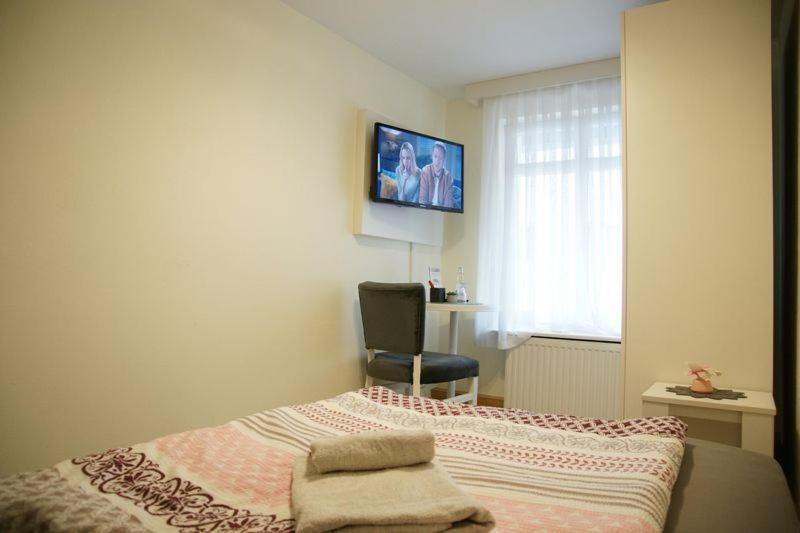 Das Sofa Restaurant-Hotel-Spaetkauf Greifswald Dış mekan fotoğraf