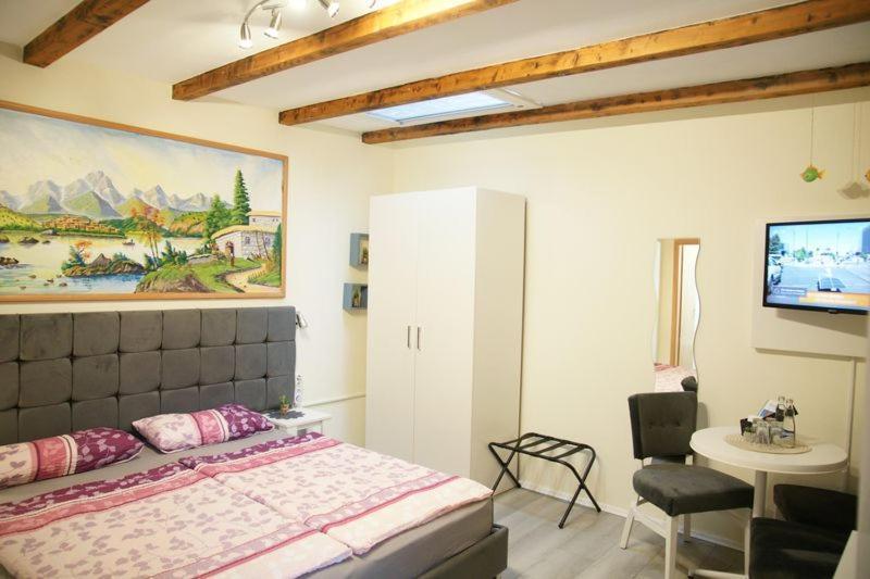 Das Sofa Restaurant-Hotel-Spaetkauf Greifswald Dış mekan fotoğraf